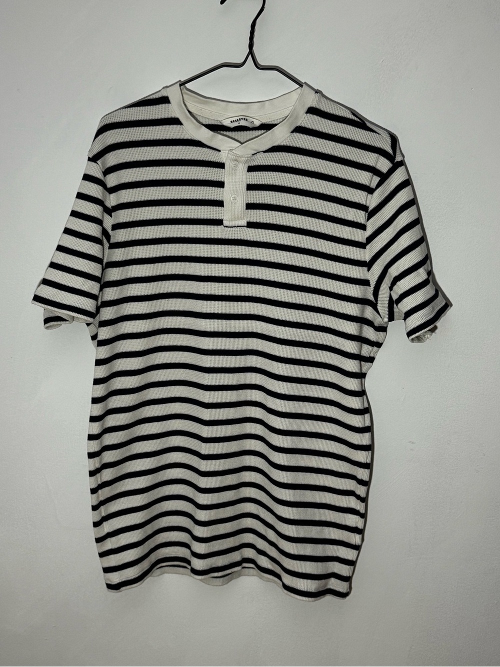 Reserved Men’s Striped Henley T-Shirt White Navy Size M